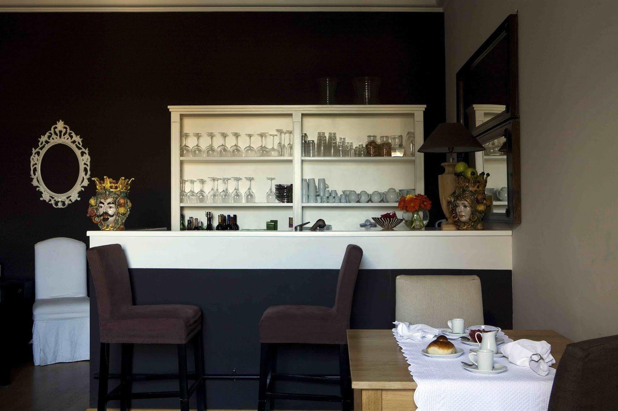 Bb 22 Charming Rooms & Apartments Palermo Ngoại thất bức ảnh